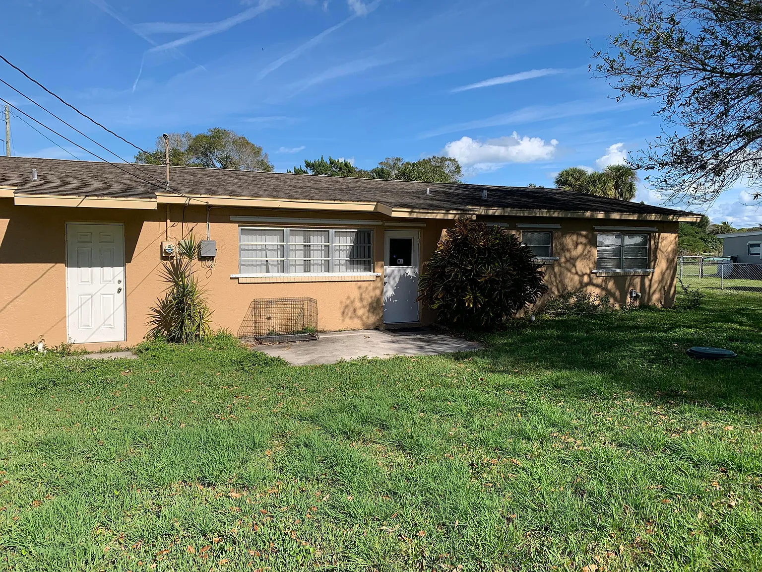 3 bed, 1.5 bath, 1344 sqft, $2,200 — Photo 4