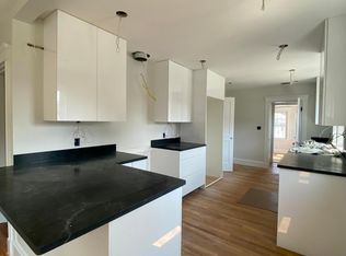 58 Lothrop St, Newtonville, MA 02460