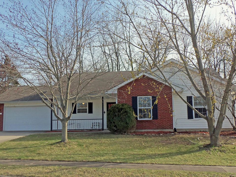 1st image of 4700 Wren Wood Dr