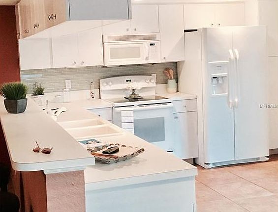 4th image of 1101 Pinellas Bayway S APT 306
