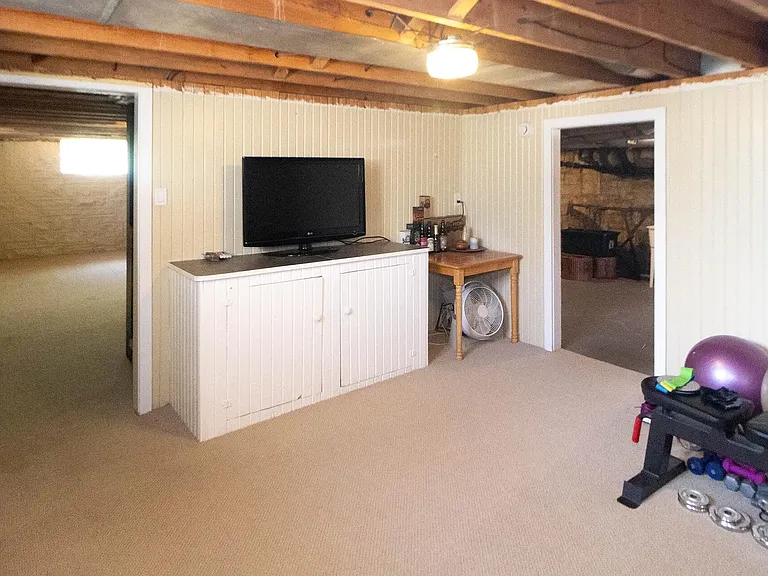 147 Jesselin Dr — Photo 22