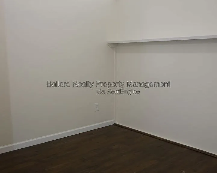9030 Greenwood Ave N #106 — Photo 12