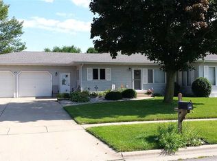 603 Raymond Rd, Waunakee, WI 53597