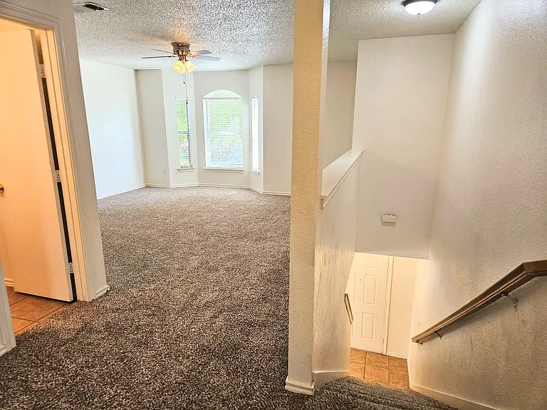 8405 Three Bars Dr — Photo 10