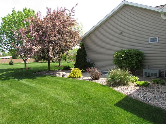 Curbing around landscaping