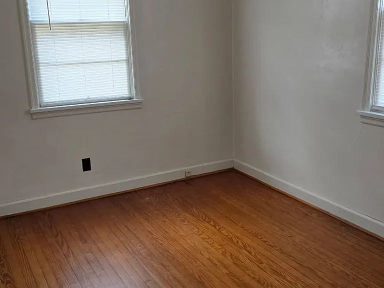 531 Avenue B — Photo 6
