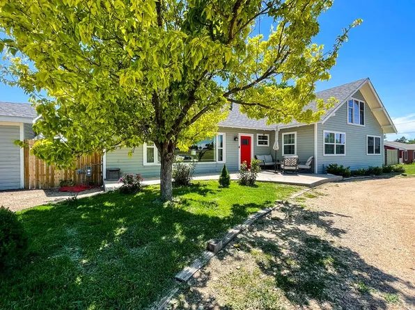 116 Cottonwood Ln, Rocky Ford, CO 81067