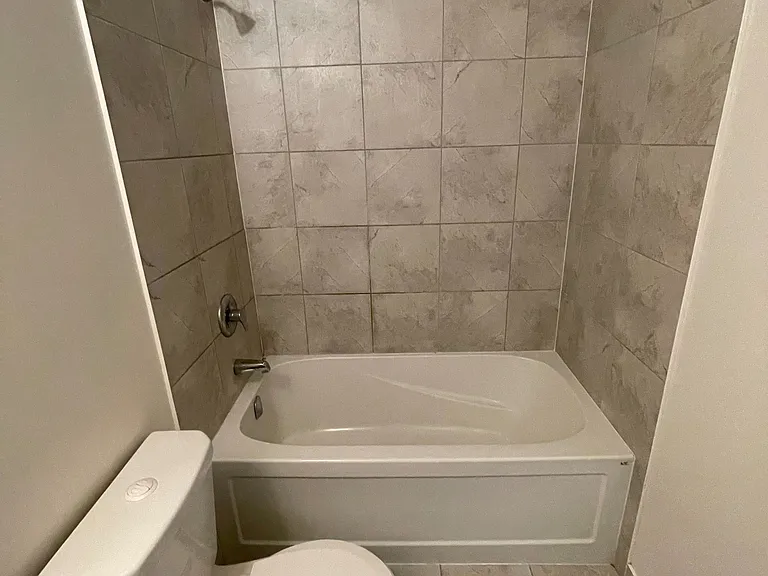 17 Zorra St #910 — Photo 9
