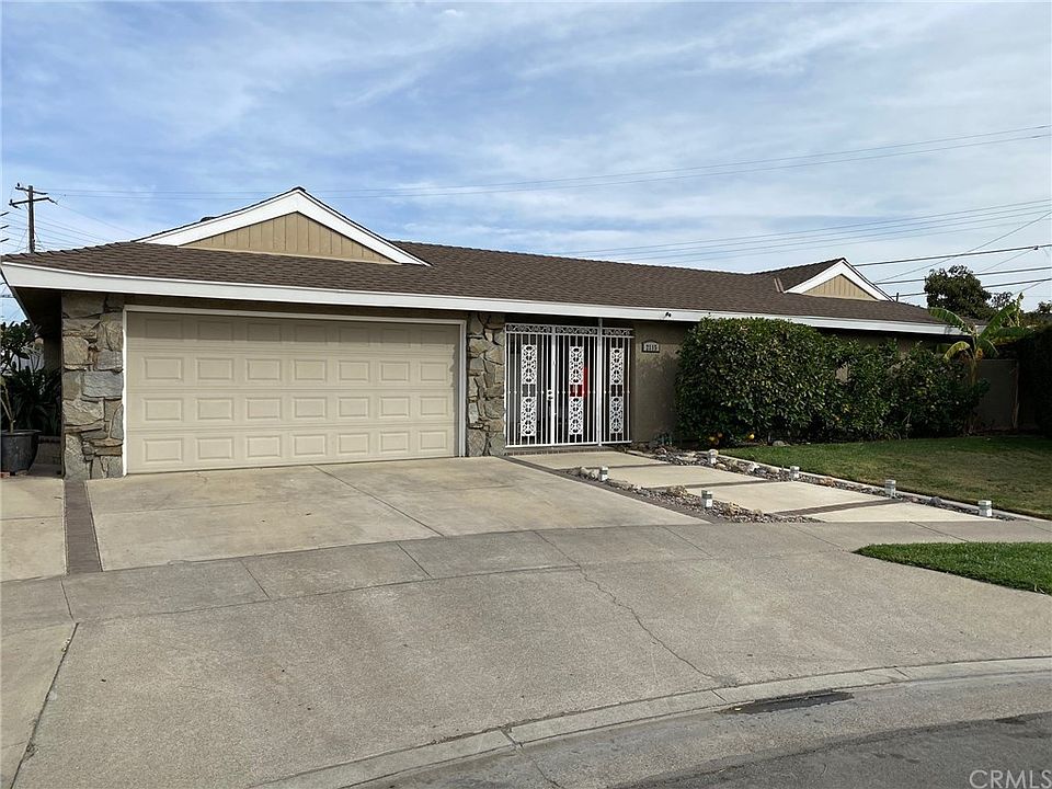 1st image of 2115 E North Redwood Dr