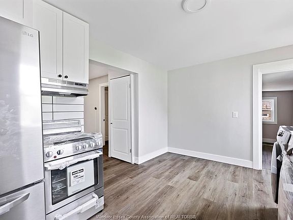 4th image of 835 Langlois Ave Unit C