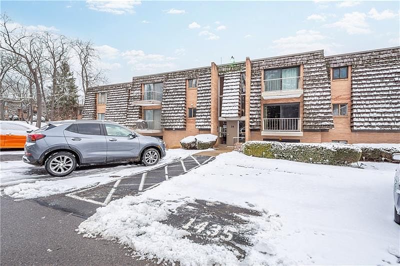 1435 Forest Green Dr, Coraopolis, PA 15108 Zillow