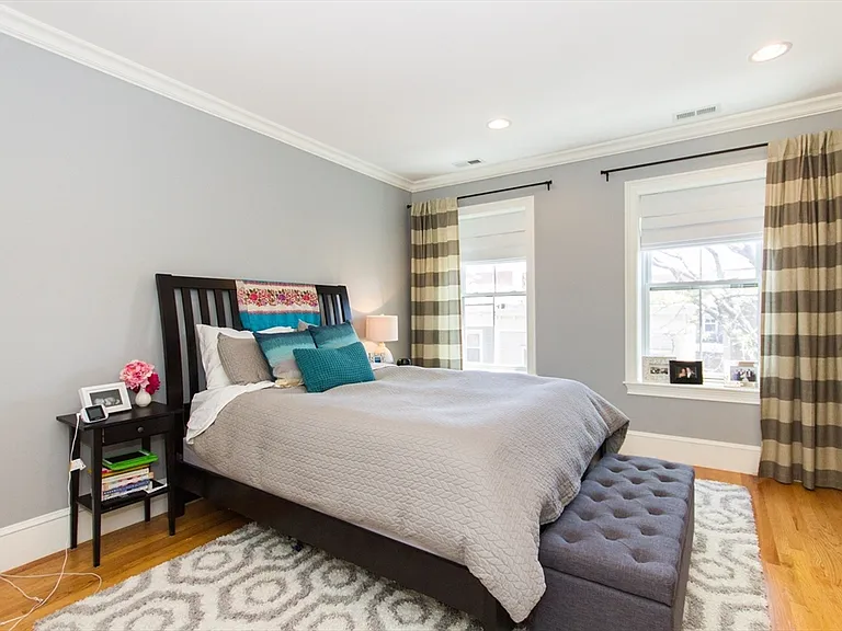38 Mystic St #2 — Photo 9