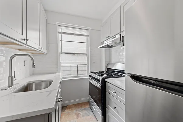 Rented by LG Fairmont Group | media 16