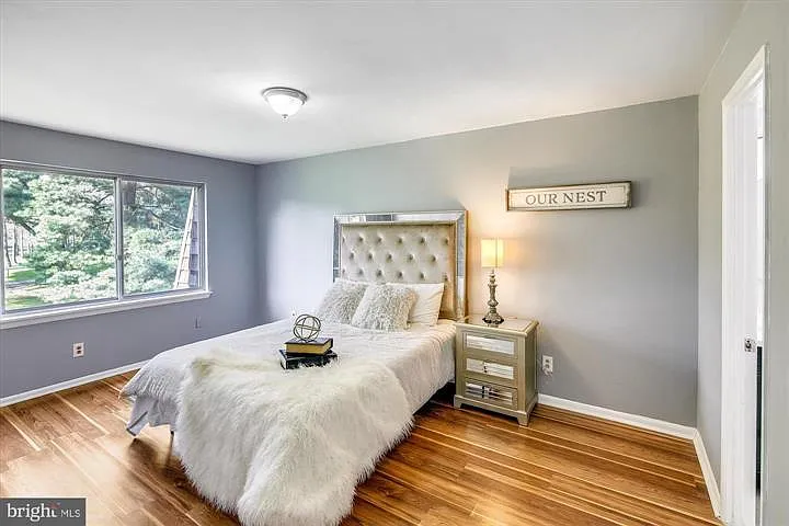 324 W Deer Park Rd — Photo 12