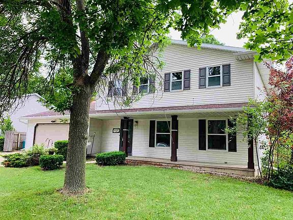2nd image of 3104 E River Dr