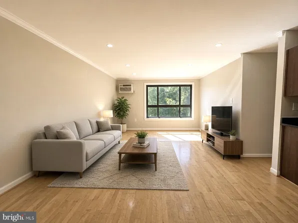 3103 Naylor Rd SE APT 203, Washington, DC 20020