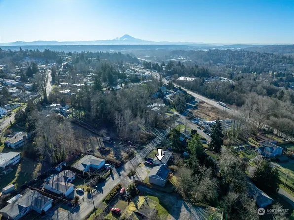 12427 57th Avenue S, Seattle, WA 98178