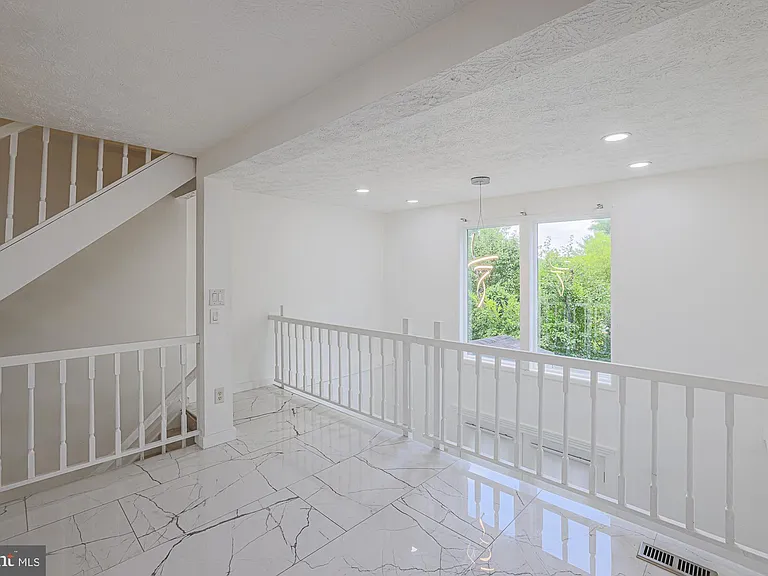 9 Stillwood Cir — Photo 11
