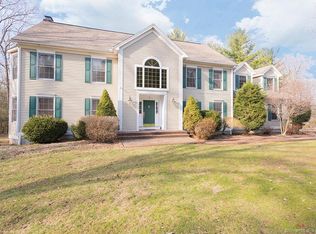 9 Mockingbird Ln, New Milford, CT 06776