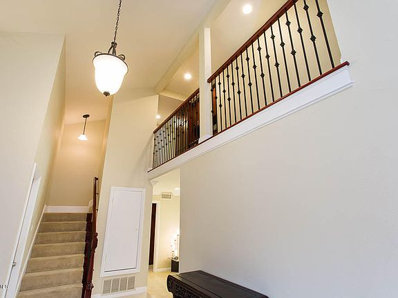 5th image of 5863 Sunny Vista Ave