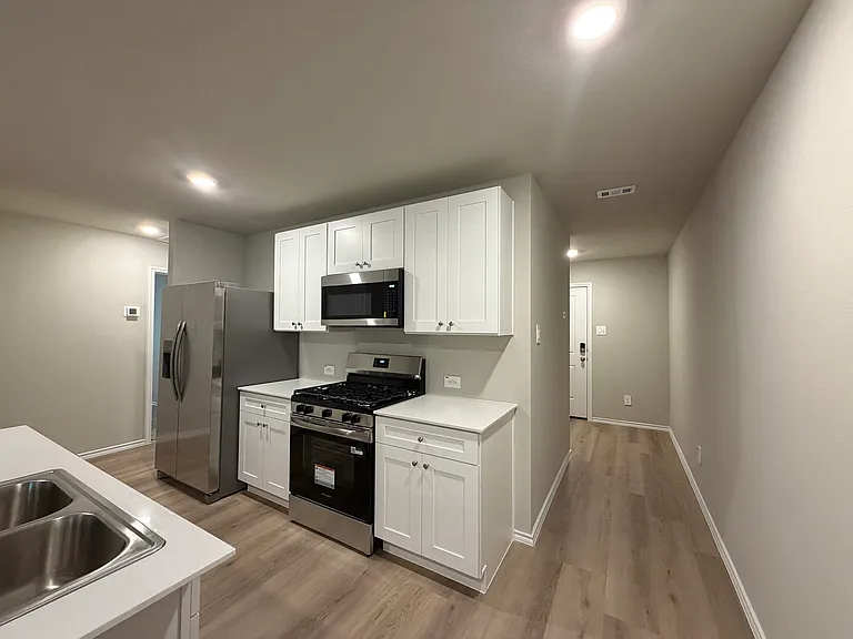 5512 Flannel Ln — Photo 5