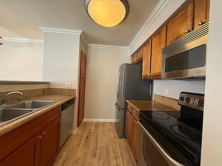 41 Grandview St #903 — Photo 4