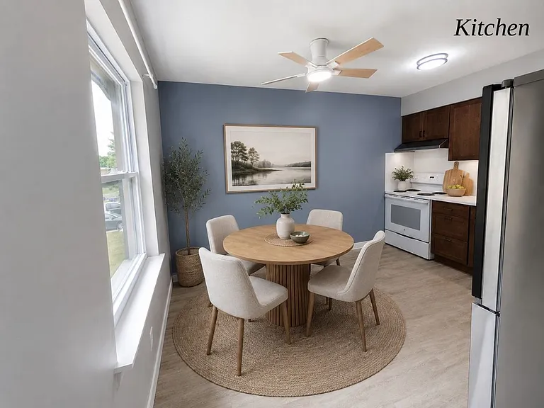 315 SE Melody Ln #B — Photo 2