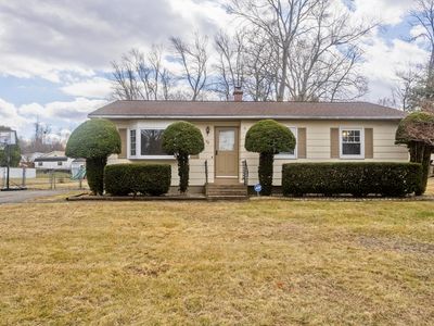 75 Penncastle St, Springfield, MA, 01129