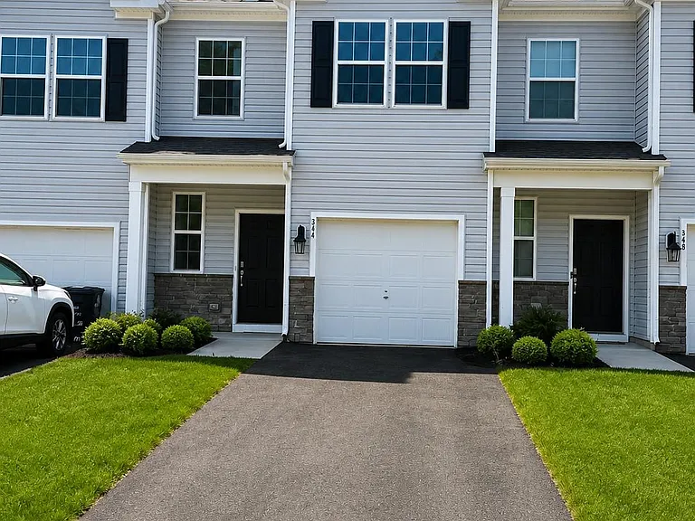 344 Mazzeo Dr — Photo 1