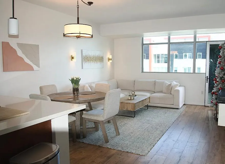 206 Park Blvd #206