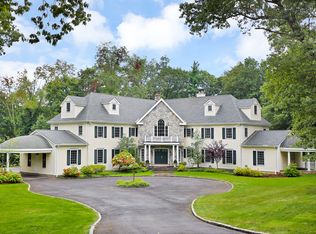 2 Simmons Ln, Greenwich, CT 06830