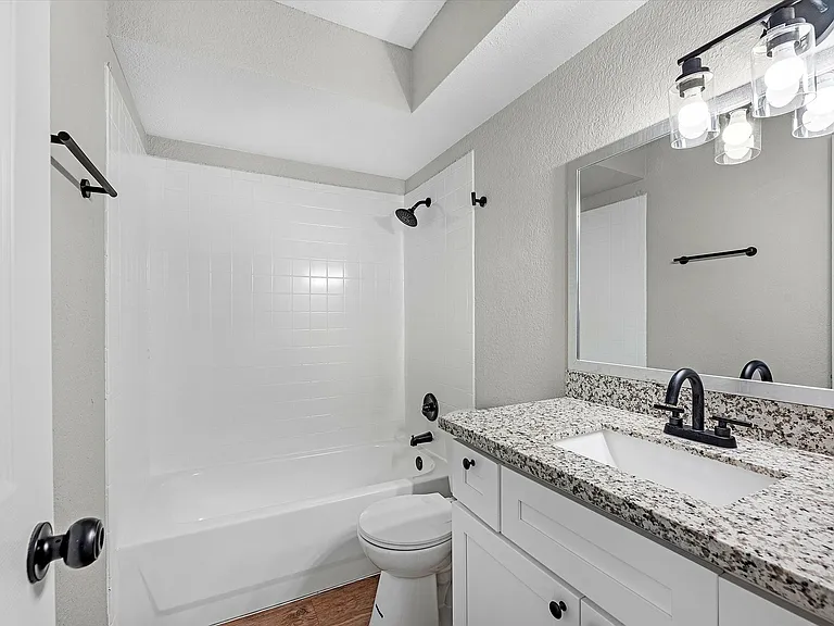 The Citadel at Med Center Houston Apartments — Photo 13
