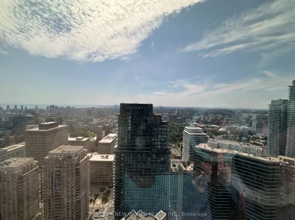 8 Wellesley St W, Toronto, ON