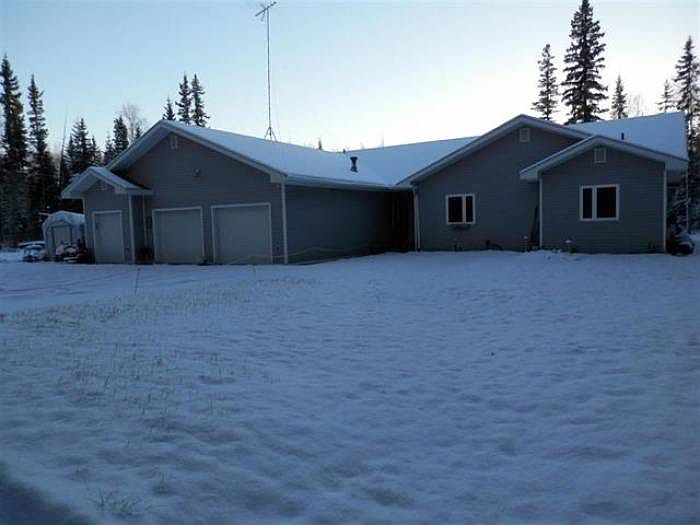 1st image of 2711 Garnet Dr