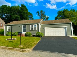 24 Oliveira Ave, Acushnet, MA 02743