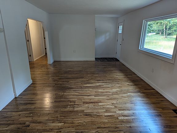 4th image of 2608 E Fox Dr