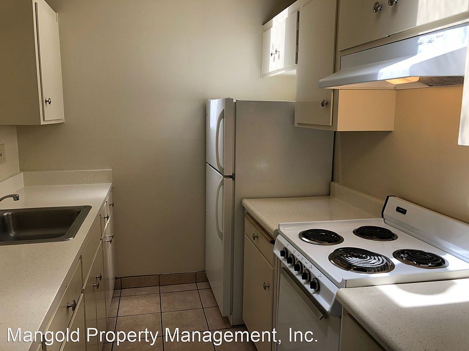 1st image of 832 Hawthorne St APT 31