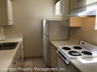 832 Hawthorne St APT 31, Monterey, CA 93940