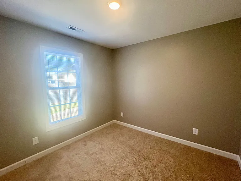 317/319 E. Gilbreath Street — Photo 10