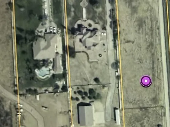 8839 Kimber Ave, Bakersfield, CA 93307