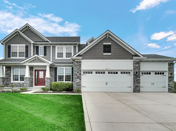 10227 Sentry Dr, Saint John, IN 46373