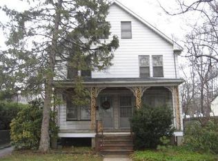 879 Hamilton St, Rahway, NJ 07065
