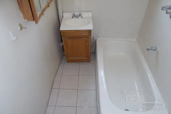 Rented by Ideal Properties Group | media 7