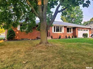 628 S Columbus Ave, Morton, IL