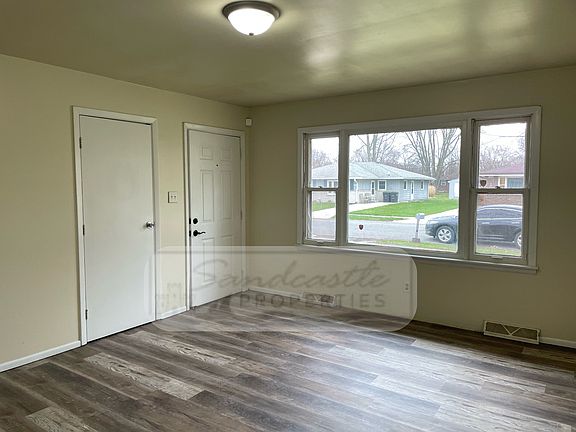 2nd image of 3282 Brown St #1