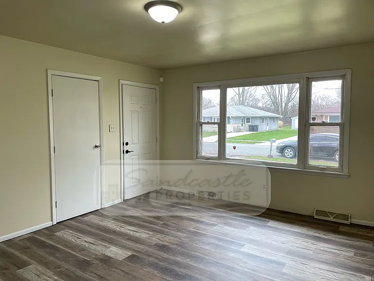 3282 Brown St #1 — Photo 2