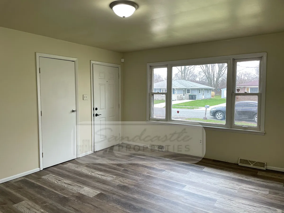 Building Photo - 3282 Brown St #1