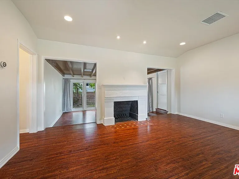 4328 Goodland Ave — Photo 14