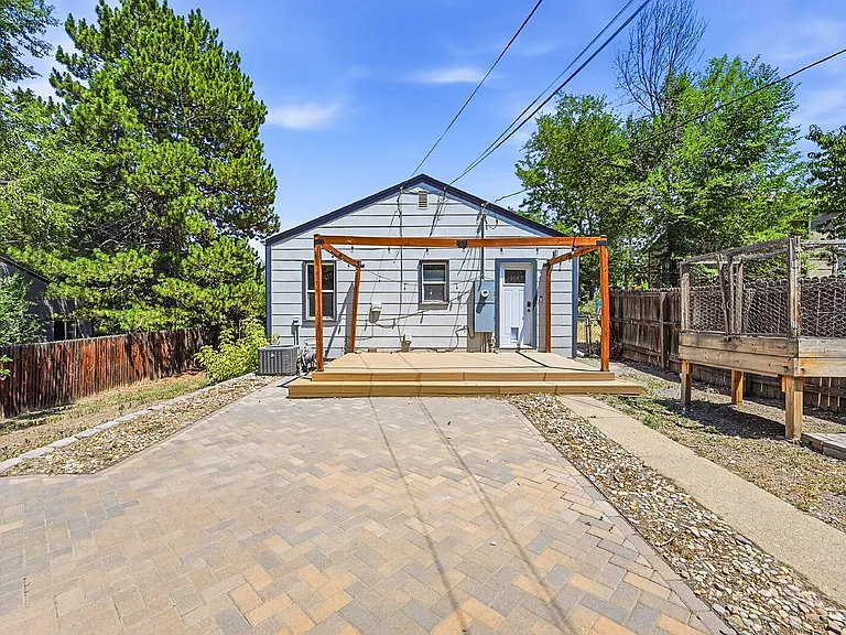 665 Tennyson St — Photo 17