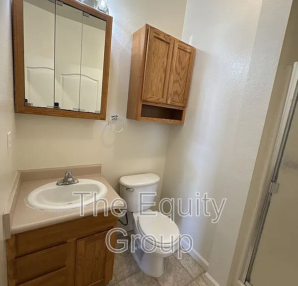 2423 W Sunnyside Ave — Photo 13